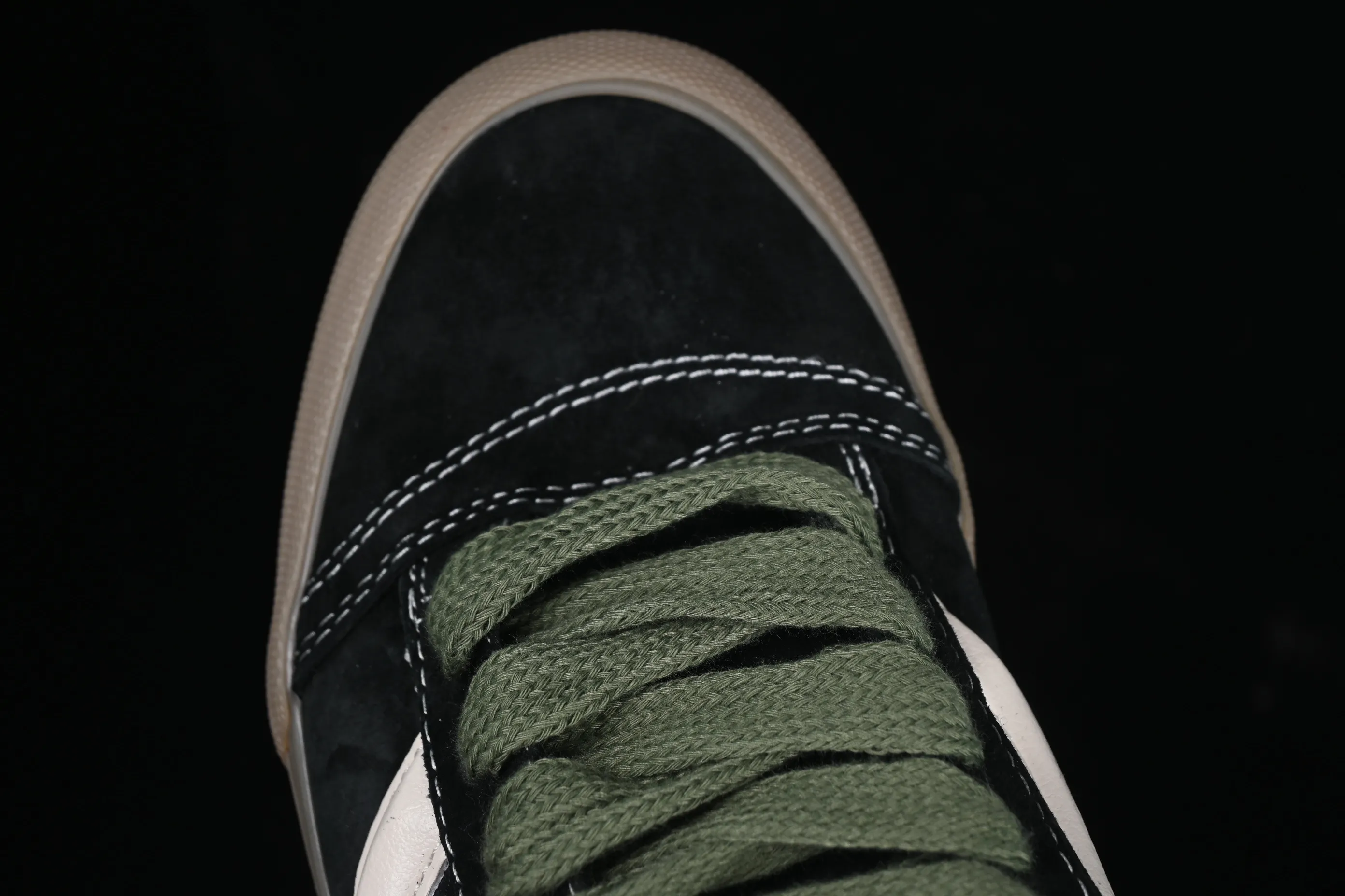 All categories Vans Vans series Vans Low Vans low-top Vans Knu Skool Vans low-top retro casual vulcanized bread shoes VN0009QCB9M